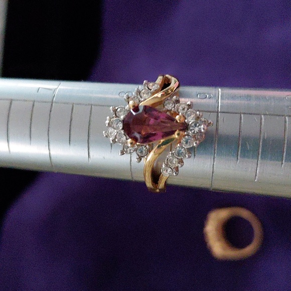 Assorted Garnet Cocktail Rings, Set Of Four. Vintage Various Sizes. - Picture 7 of 16